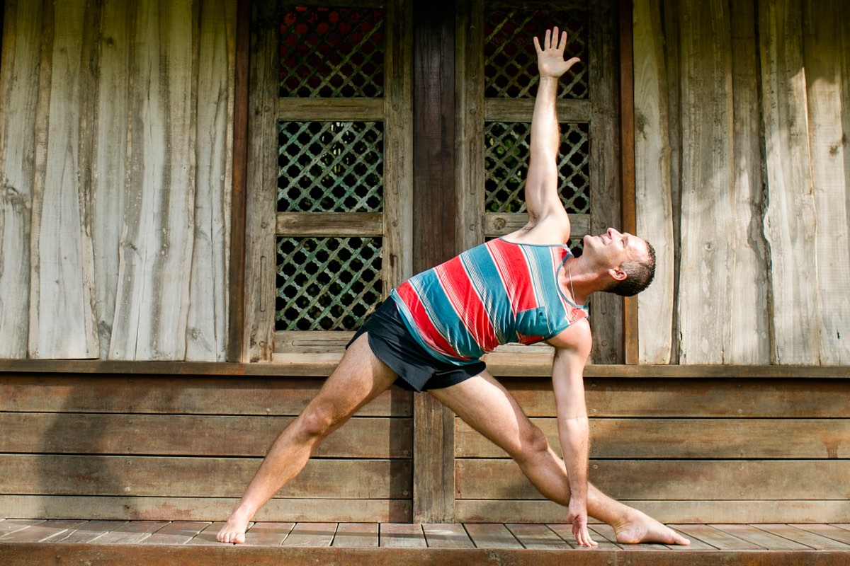 Triangle Pose: Utthita Trikonasana - Modern Yoga