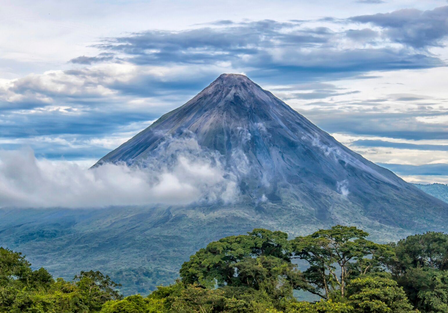 Arenal-Blue-Osa-Yoga-Retreat-Awesome-Ecotourism-Attractions-in-Costa-Rica